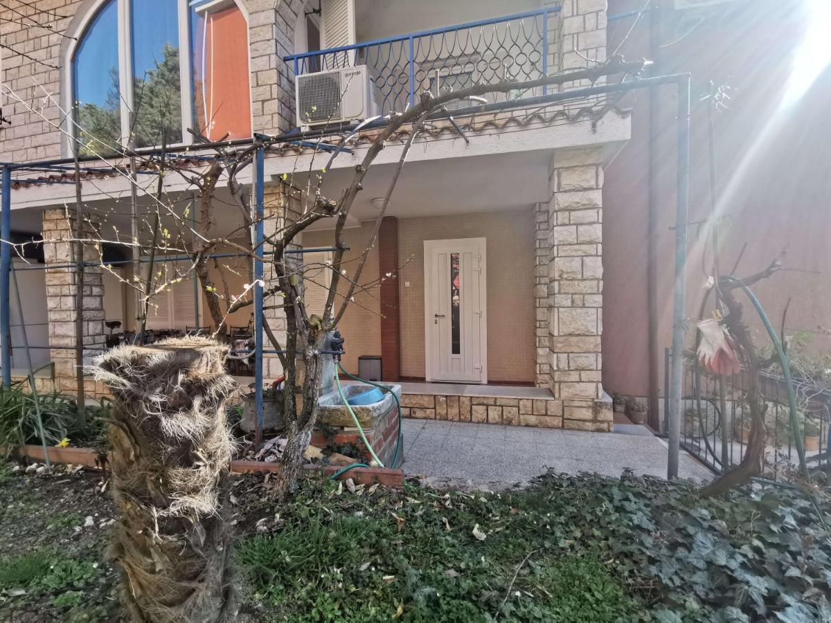 Apartamento Pri Noni "Istracycle" Lucija Exterior foto